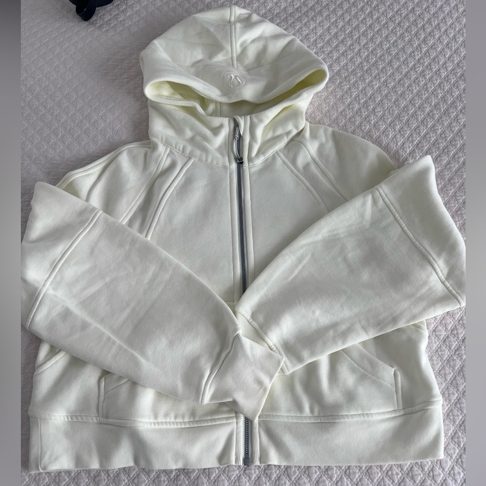 Lululemon bright butter Zip-Up Scuba - size M/L